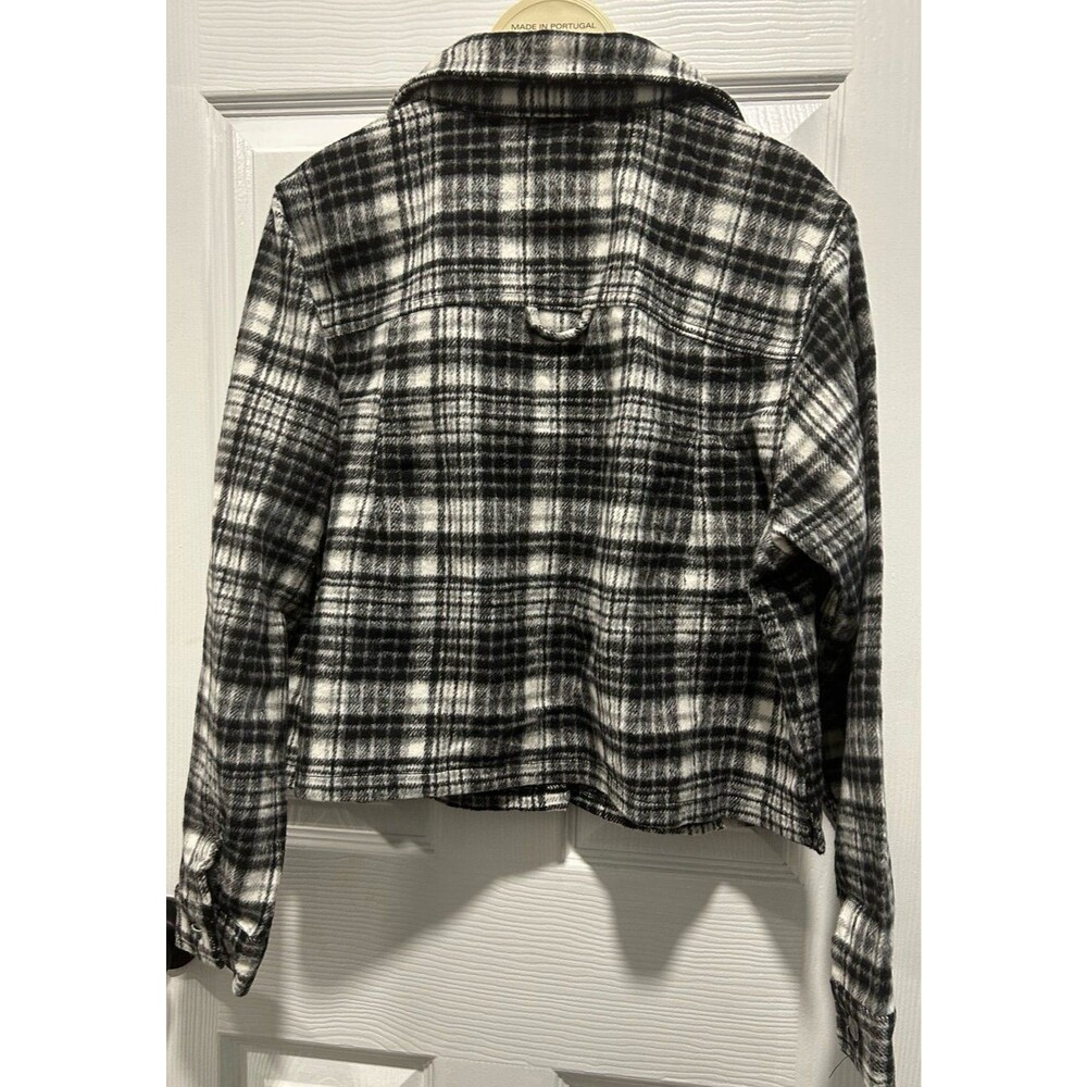 Jacket - Picture 3 of 3